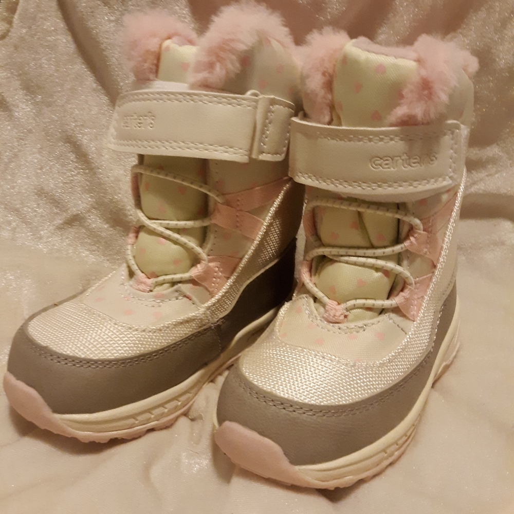 Carter's girls uphill size 8 toddler boots
